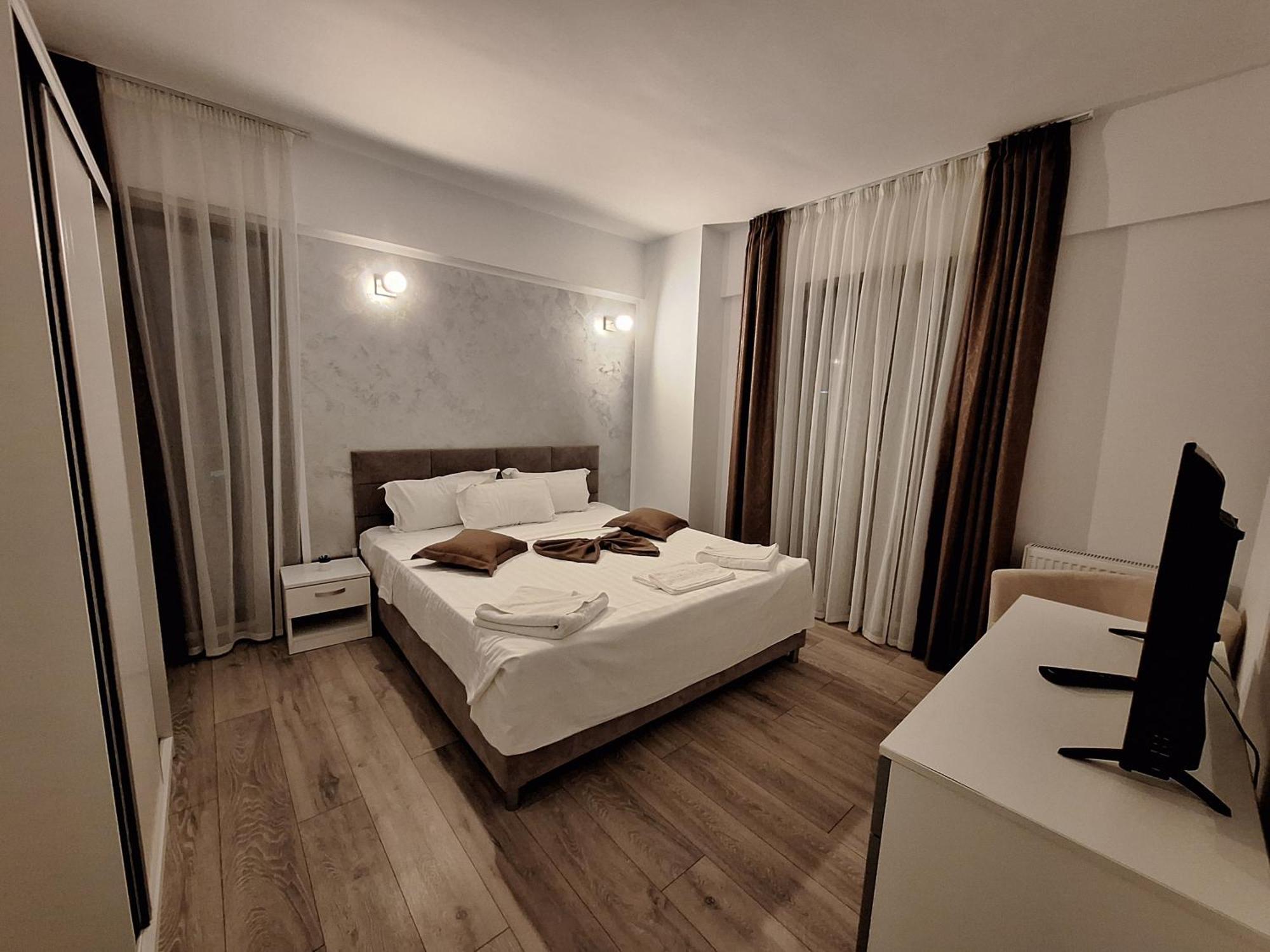 Mira Residence Apart & Penthouse Năvodari Eksteriør billede